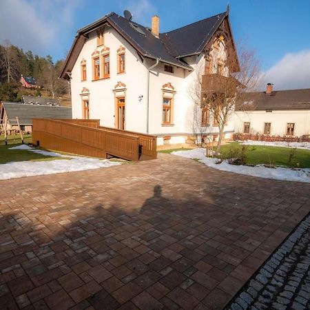 Villa Waldlust - 5 Sterne - 2 Schlafzimmer クアオルト・オイビン エクステリア 写真