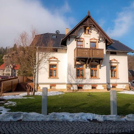Villa Waldlust - 5 Sterne - 2 Schlafzimmer クアオルト・オイビン エクステリア 写真