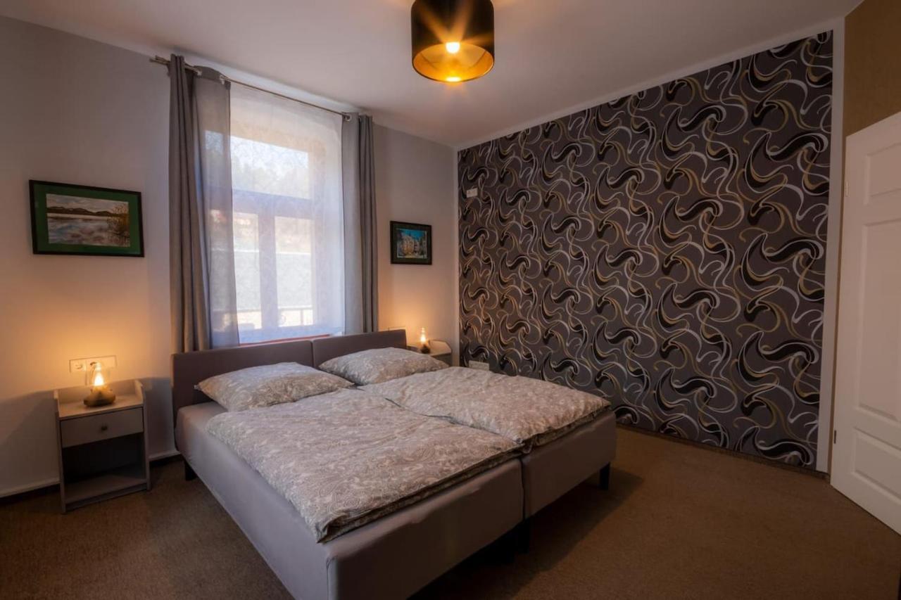 Villa Waldlust - 5 Sterne - 2 Schlafzimmer クアオルト・オイビン エクステリア 写真