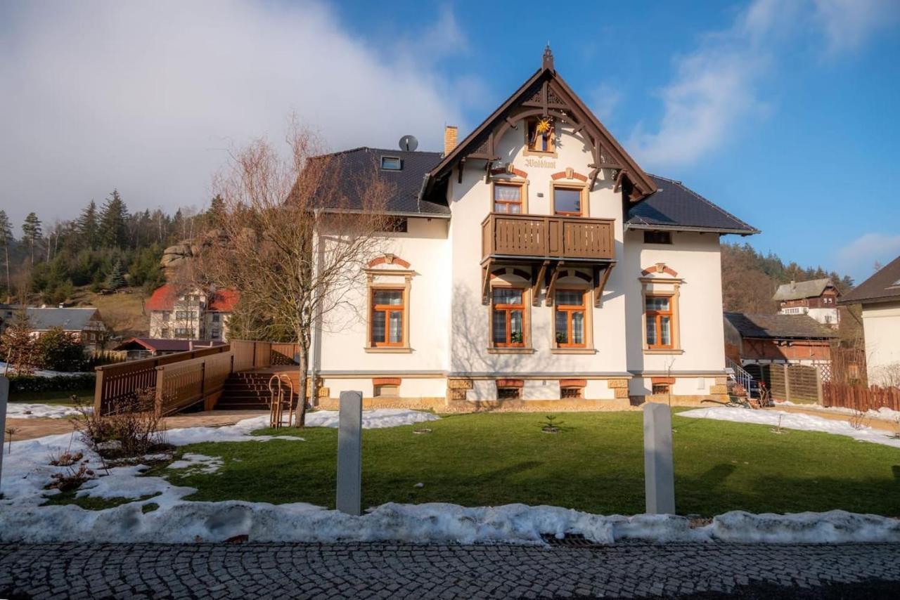 Villa Waldlust - 5 Sterne - 2 Schlafzimmer クアオルト・オイビン エクステリア 写真